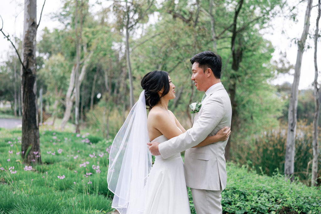 first looks bride and groom crossline community church 