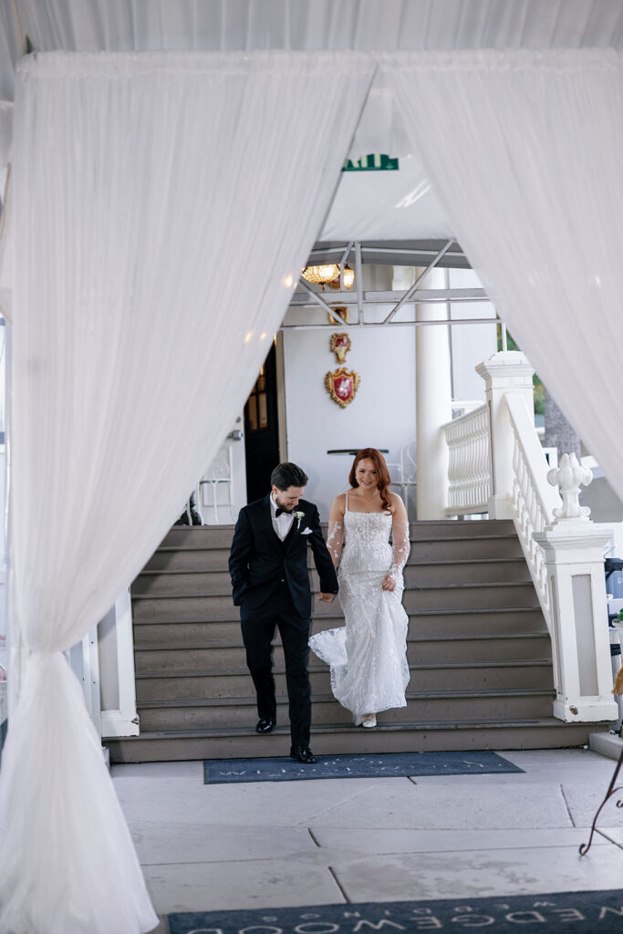 outdoor wedding portraits at jefferson street mansion wedding