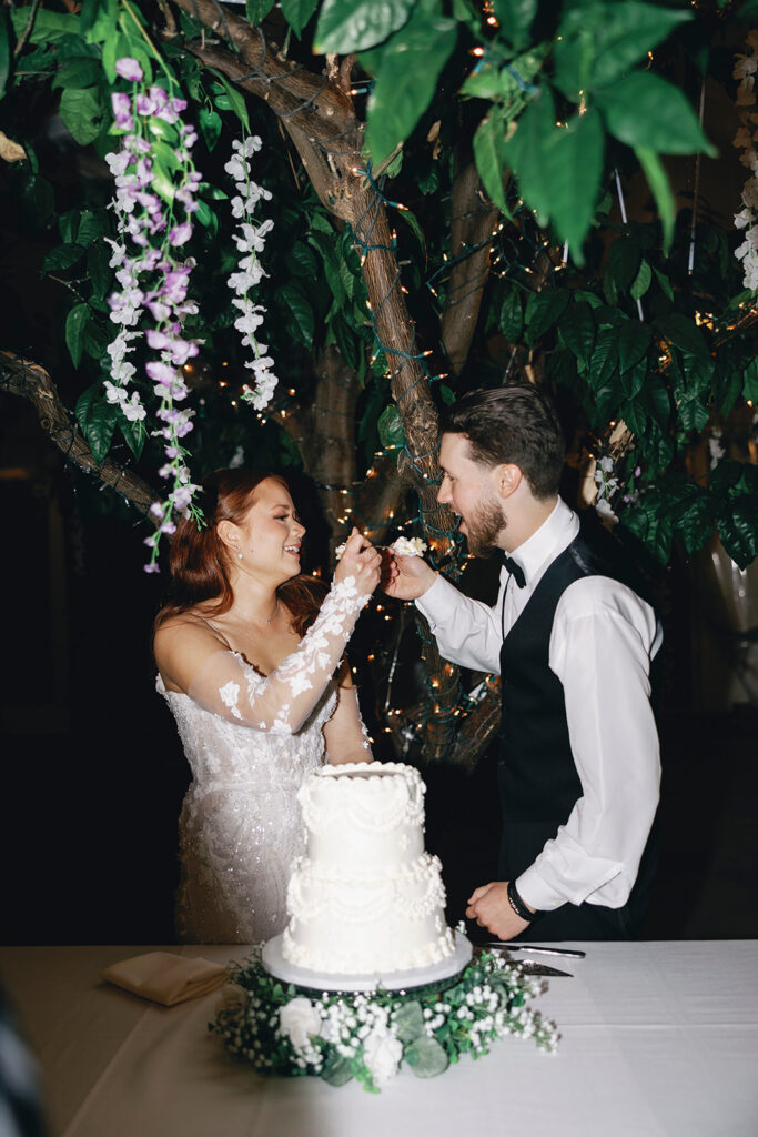 cake cutting ceremony for jefferson street manion wedding