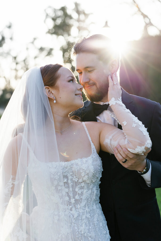 outdoor wedding portraits at jefferson street mansion wedding